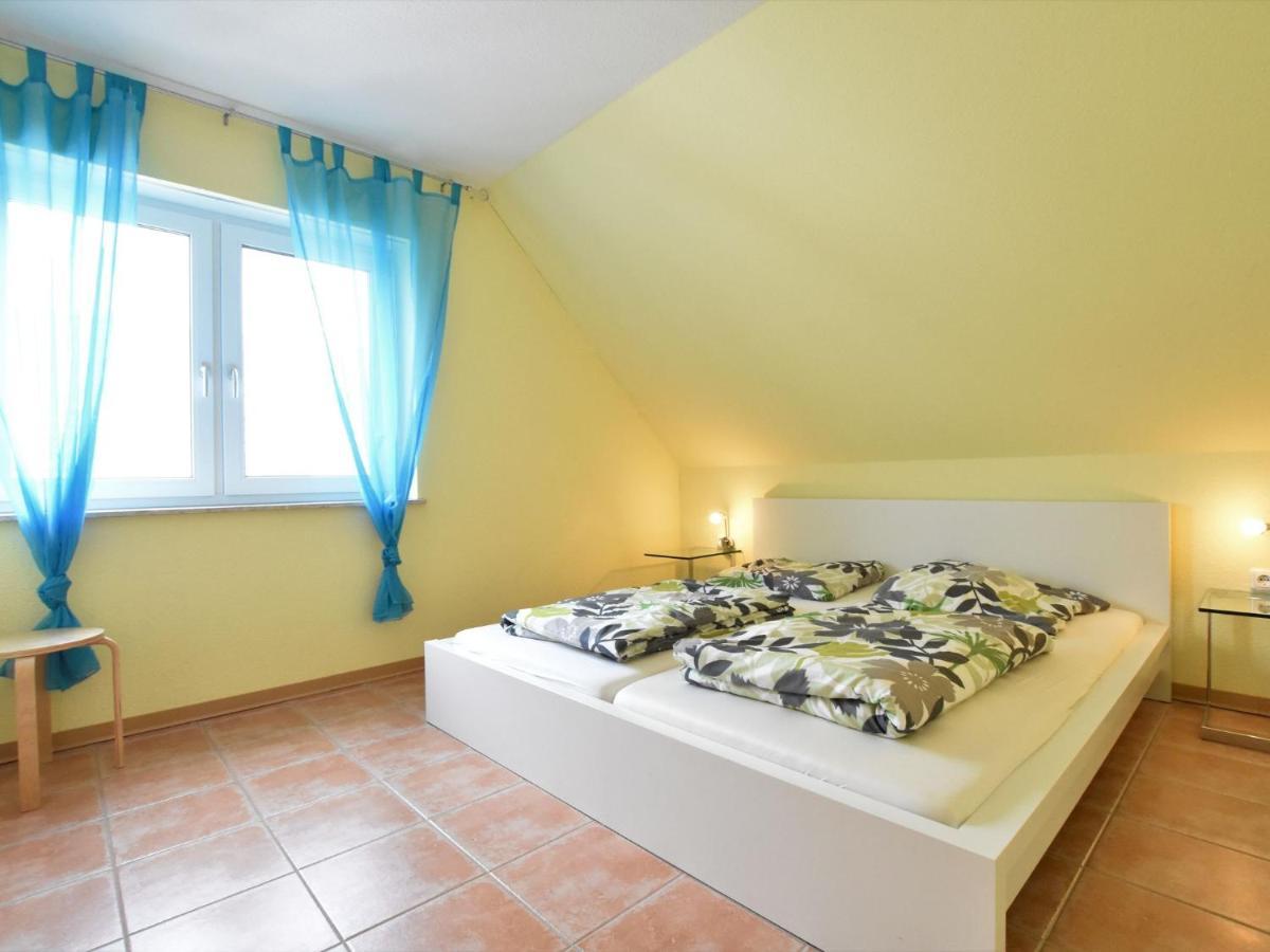 5-Bedroom Holiday Home In Zierow With Garden Værelse billede