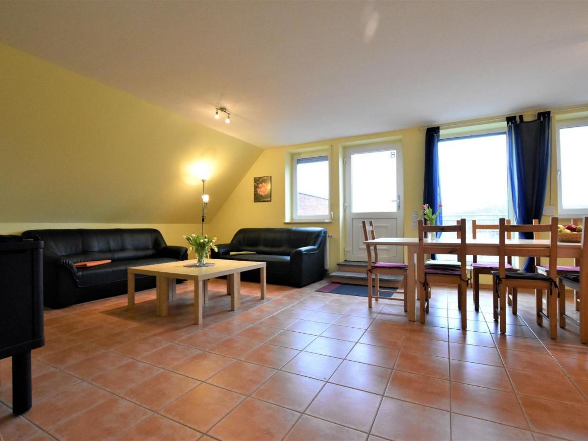 5-Bedroom Holiday Home In Zierow With Garden Værelse billede