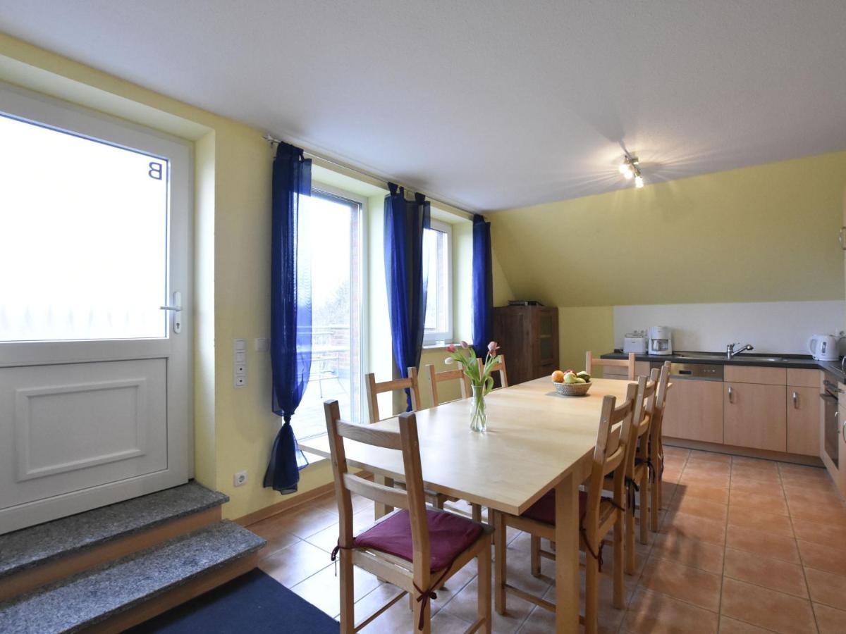5-Bedroom Holiday Home In Zierow With Garden Værelse billede