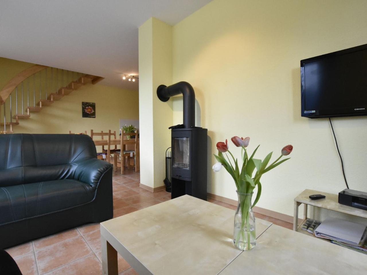 5-Bedroom Holiday Home In Zierow With Garden Eksteriør billede